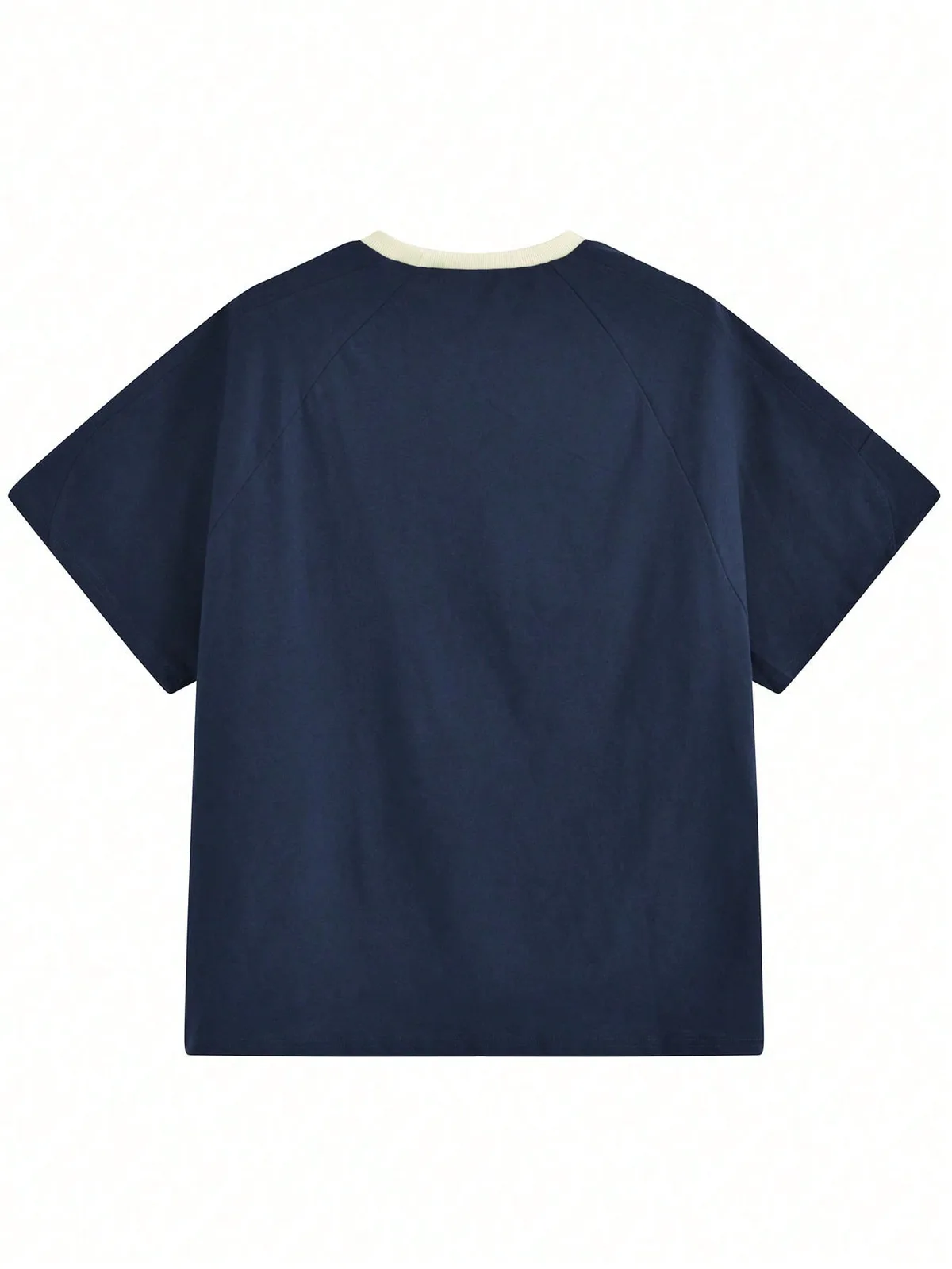ネイビー×ラインでラフに着られるオーバーサイズ半袖Tシャツ