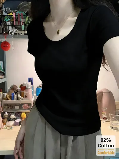 黒白で毎日使いやすい シンプル半袖Tシャツ2枚セット